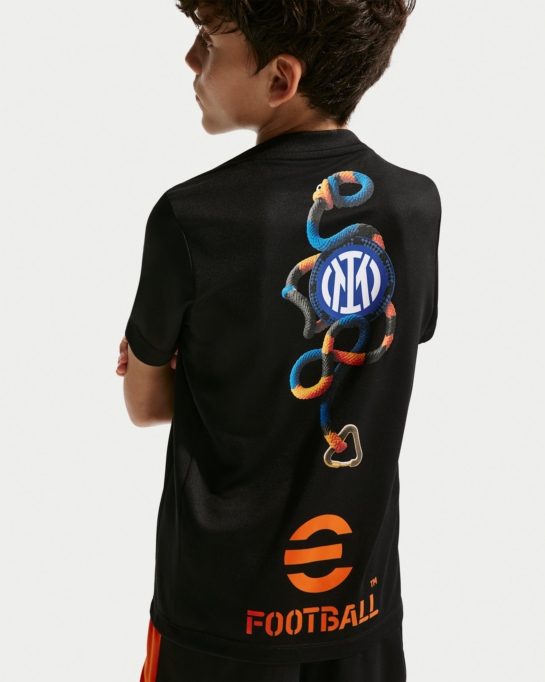 Inter Milan Academy Pro SE Big Kids' Nike ACG Dri-FIT Soccer Short